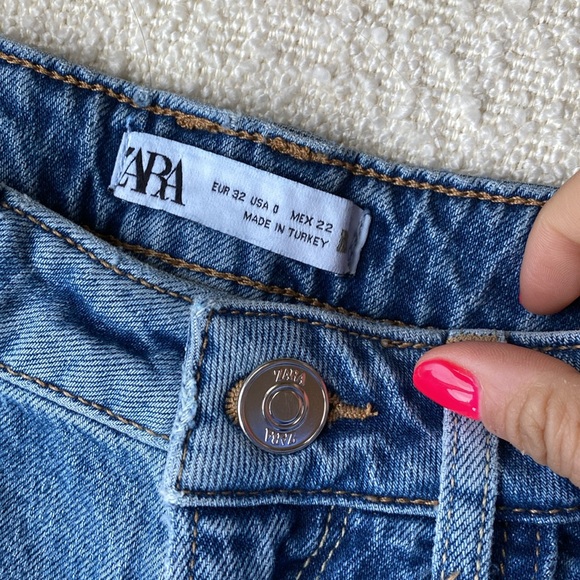 NWOT - Z1975 HIGH-WAISTED CROPPED STRAIGHT JEANS MID-BLUE 0/6164/040/427/32 - Picture 4 of 5